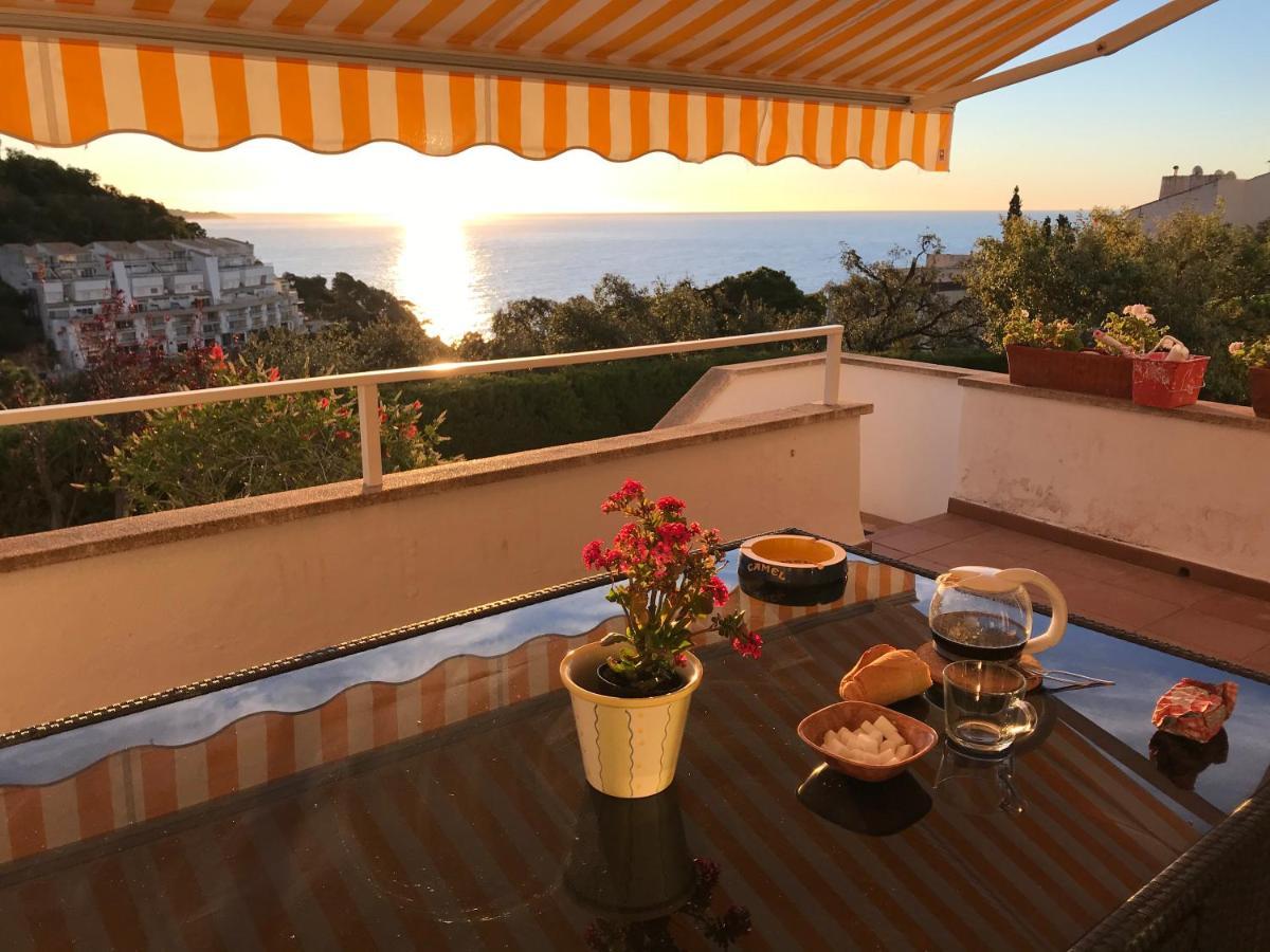 Apartamento Con Piscina - Tossa - Magnificas Vistas Al Mar Girona Kültér fotó