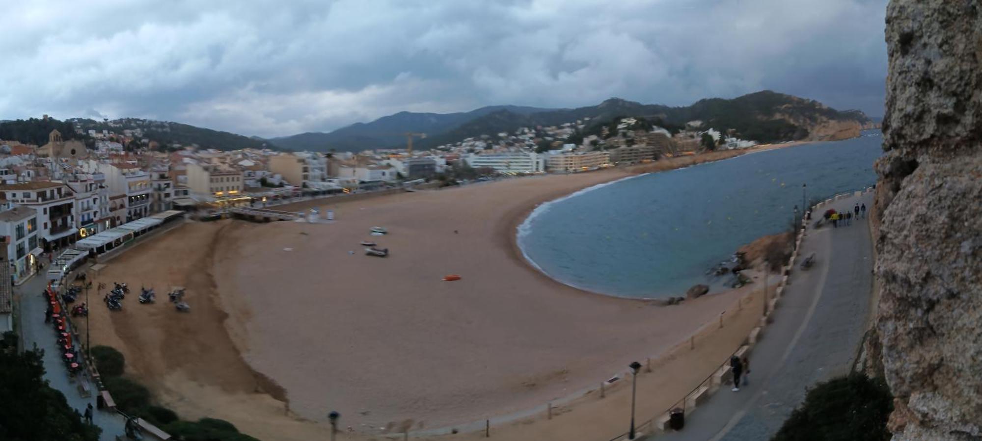Apartamento Con Piscina - Tossa - Magnificas Vistas Al Mar Girona Kültér fotó