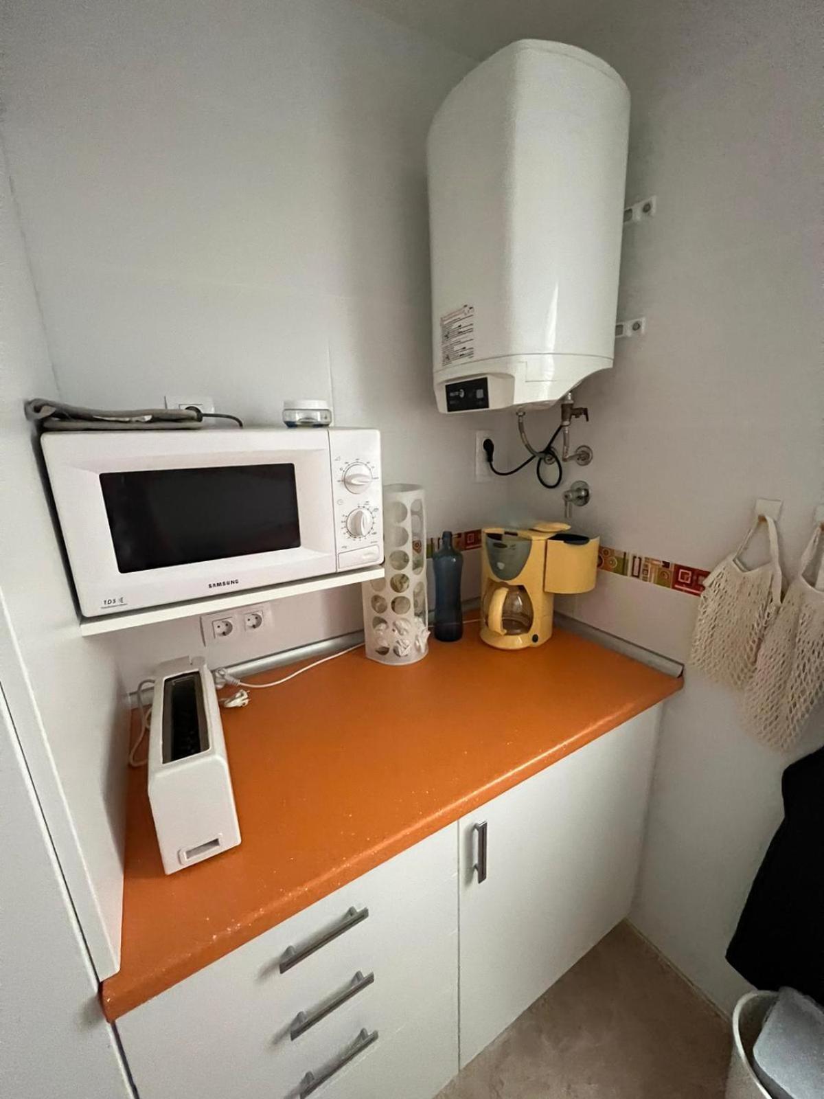 Apartamento Con Piscina - Tossa - Magnificas Vistas Al Mar Girona Kültér fotó